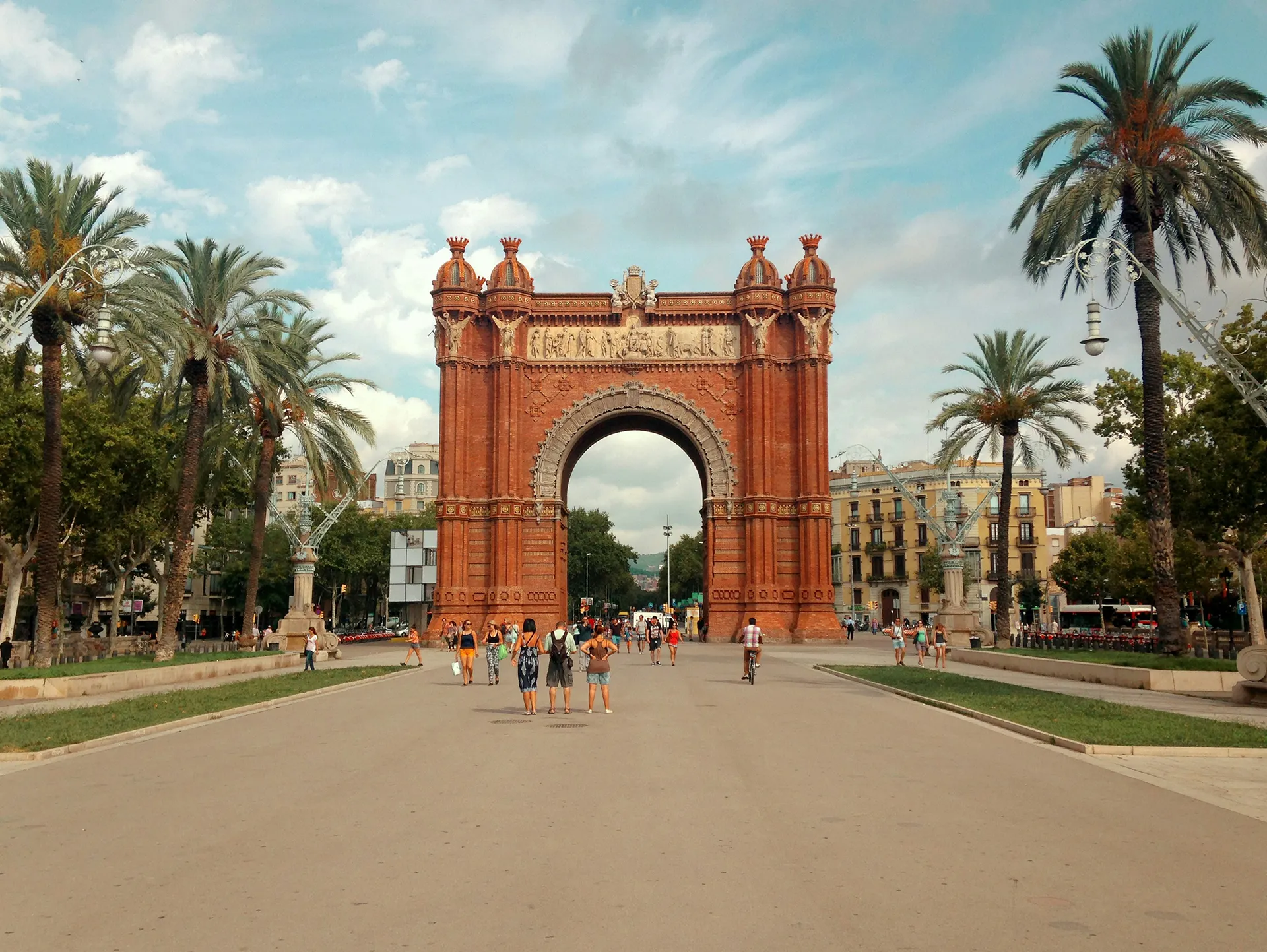 Cómo cambiar la titularidad de un vehículo en Barcelona